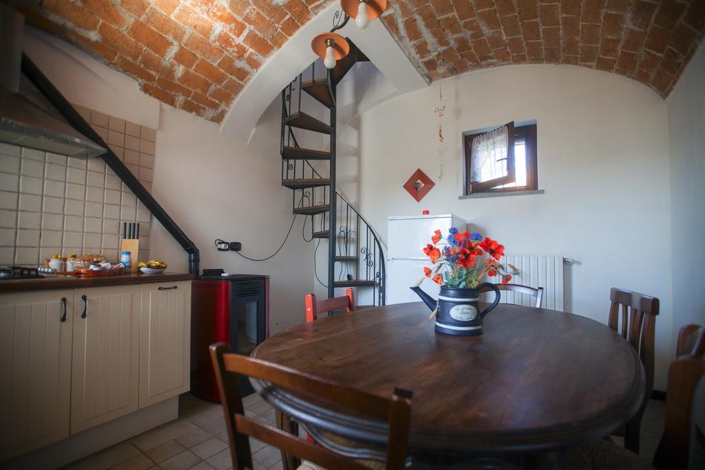 Aparthotel Ca Borgo Vecchio Brusasco Pokój zdjęcie