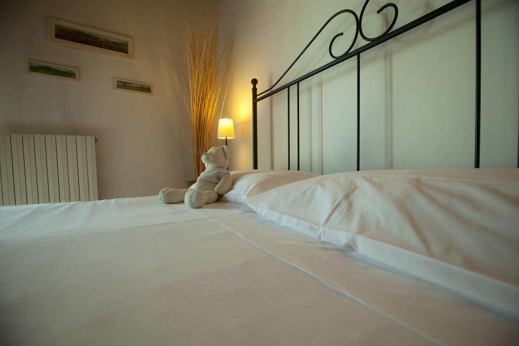 Aparthotel Ca Borgo Vecchio Brusasco Pokój zdjęcie